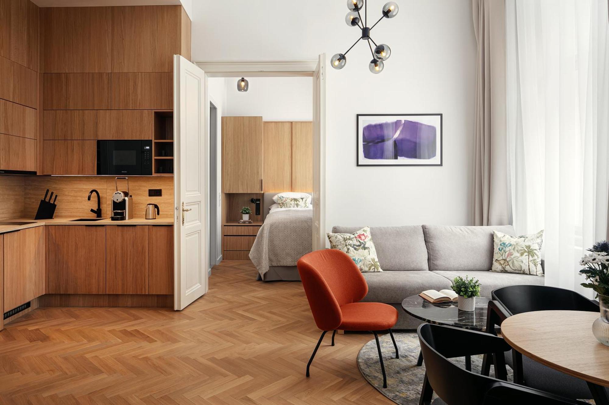 Revolucni Apartments Old Town Прага Екстериор снимка